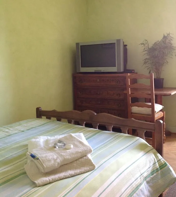 Hotel Saint Verny Villeneuve-d'Allier France