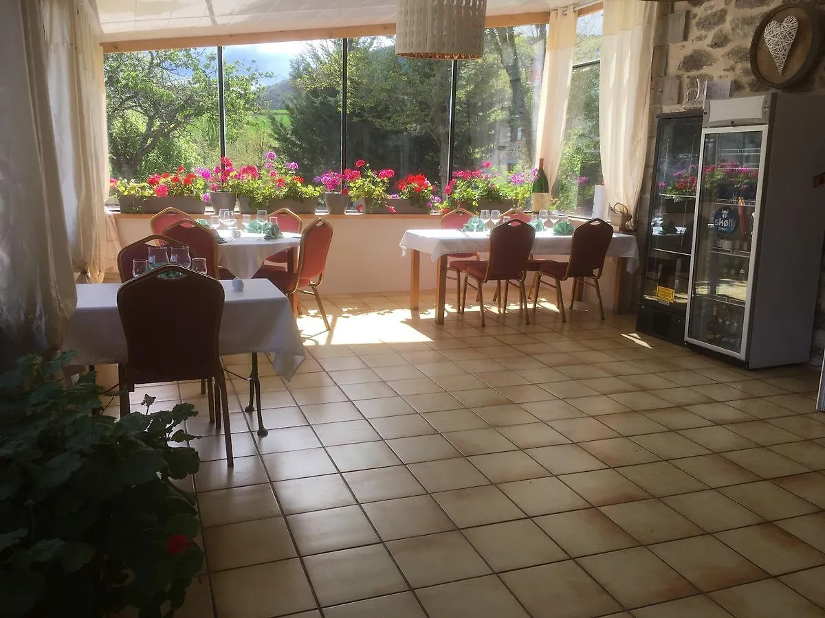 Hotel Saint Verny Villeneuve-d'Allier